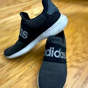 Adidas kids tennis shoes